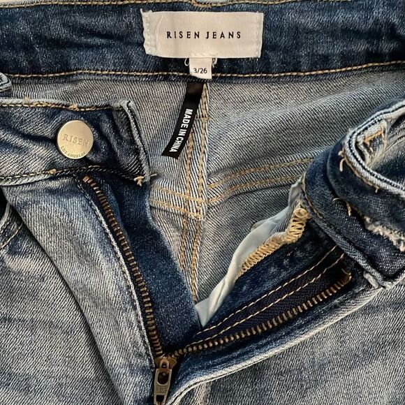 Risen Distressed Denim Blue Jeans Womens Size 3 / 26 - Picture 9 of 12